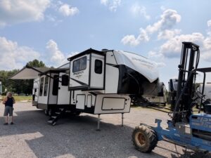 2022 Shasta by Forest River Phoenix 334FL