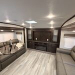 2022 Shasta by Forest River Phoenix 334FL full
