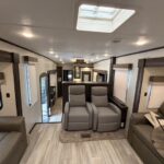 2022 Shasta by Forest River Phoenix 334FL full
