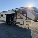 2018 Crossroads RV Volante 280RL full